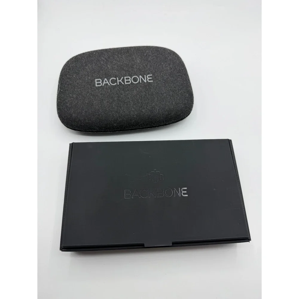 Backbone One Mobile Gaming Controller for iPhone Lightning BB-02 Black with Case